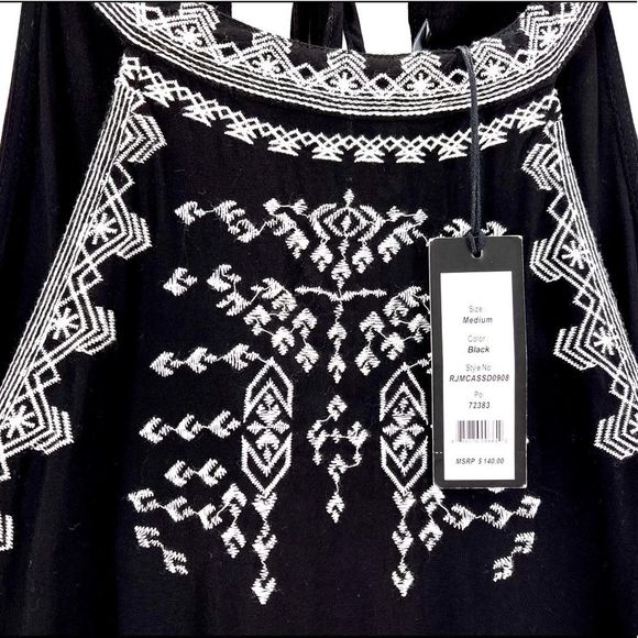 Romeo & Juliet couture Top - Picture 3 of 6